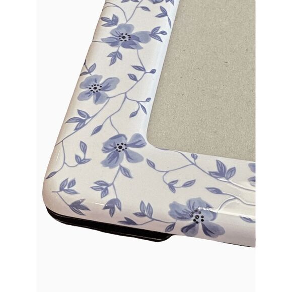 Blue & White Floral Ceramic Picture Photo Frame Vintage 5 x 7 - Picture 4 of 5